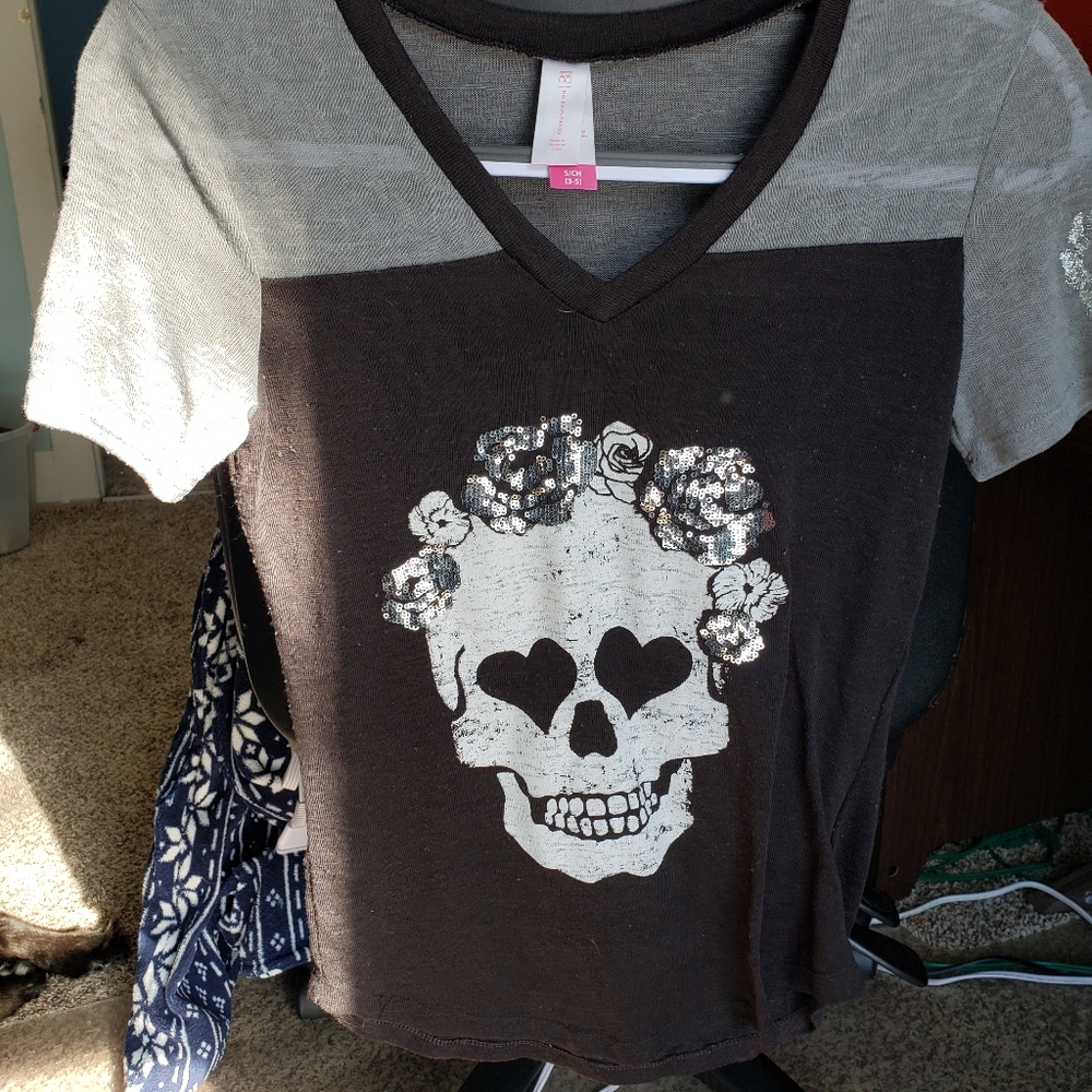 Skull T-shirt